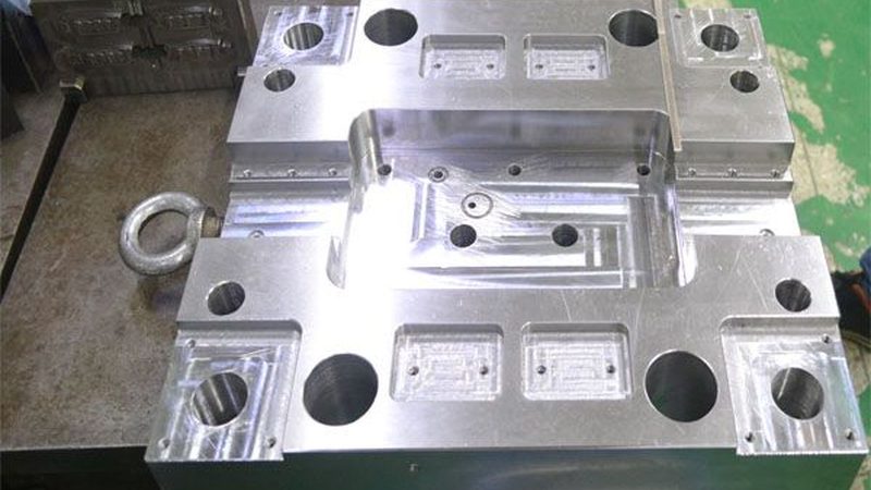 东莞塑胶模具厂排名揭秘：客户案例背后的工艺智慧**