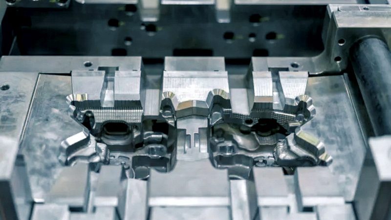 塑胶模具生产厂家报价背后的考量因素**