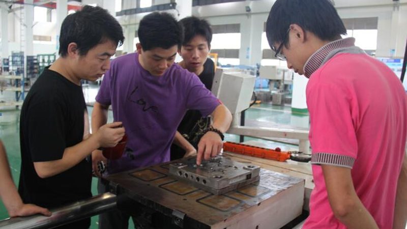 橡胶模具材质怎么选？关键在于性能与成本平衡