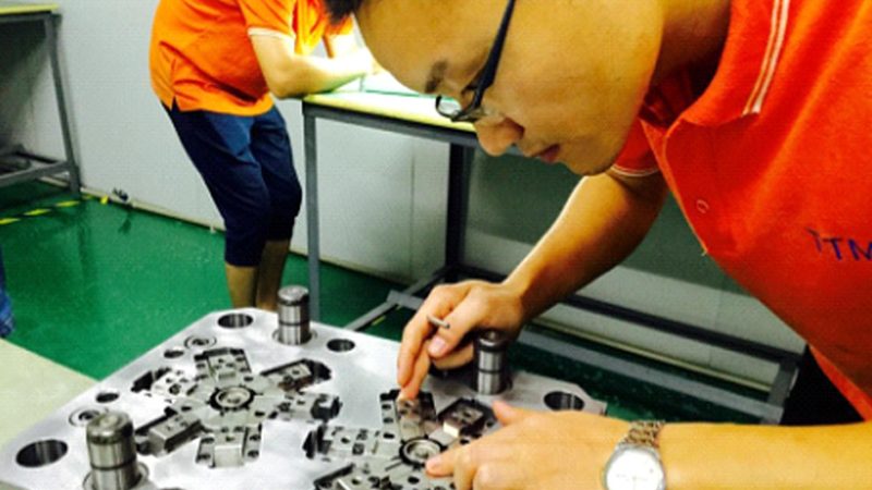 义乌硅胶模具批发市场耐高温型号解析**