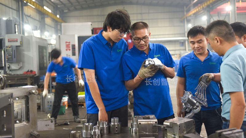 东莞模具采购：如何规避常见误区，确保品质与效率**